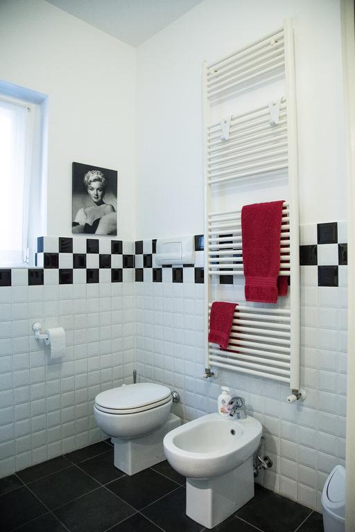 تْشيرنوسكو سول نافيلِ La Casetta B&B الغرفة الصورة