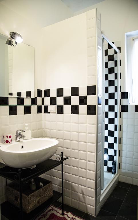 تْشيرنوسكو سول نافيلِ La Casetta B&B الغرفة الصورة